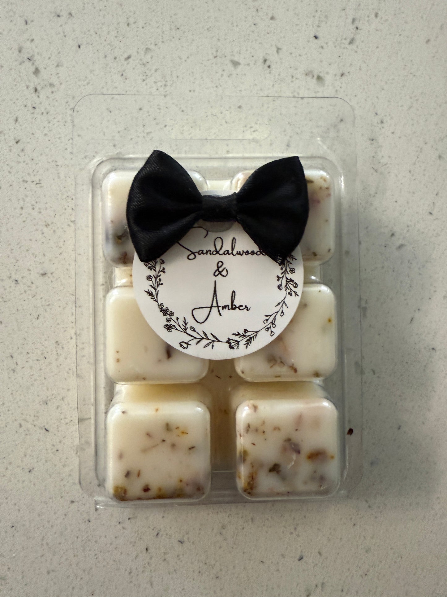 Sandalwood & Amber Highly Scented Wax Melts