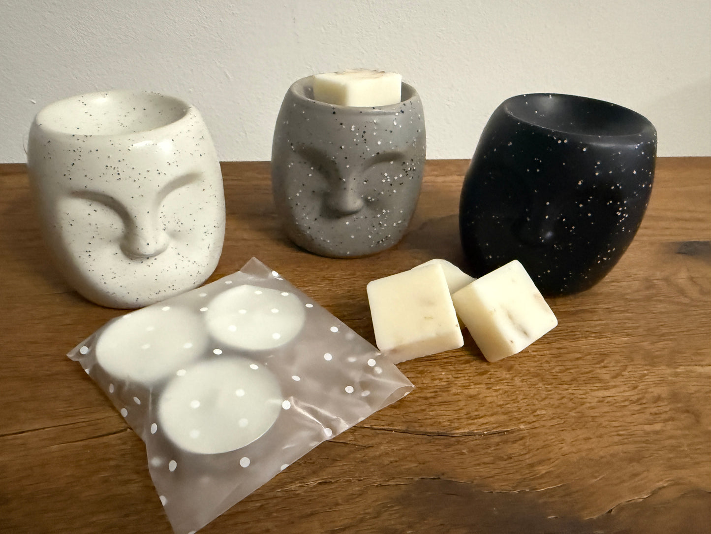 Small Stone Effect Wax Burner With Your Choice Of Fragrance