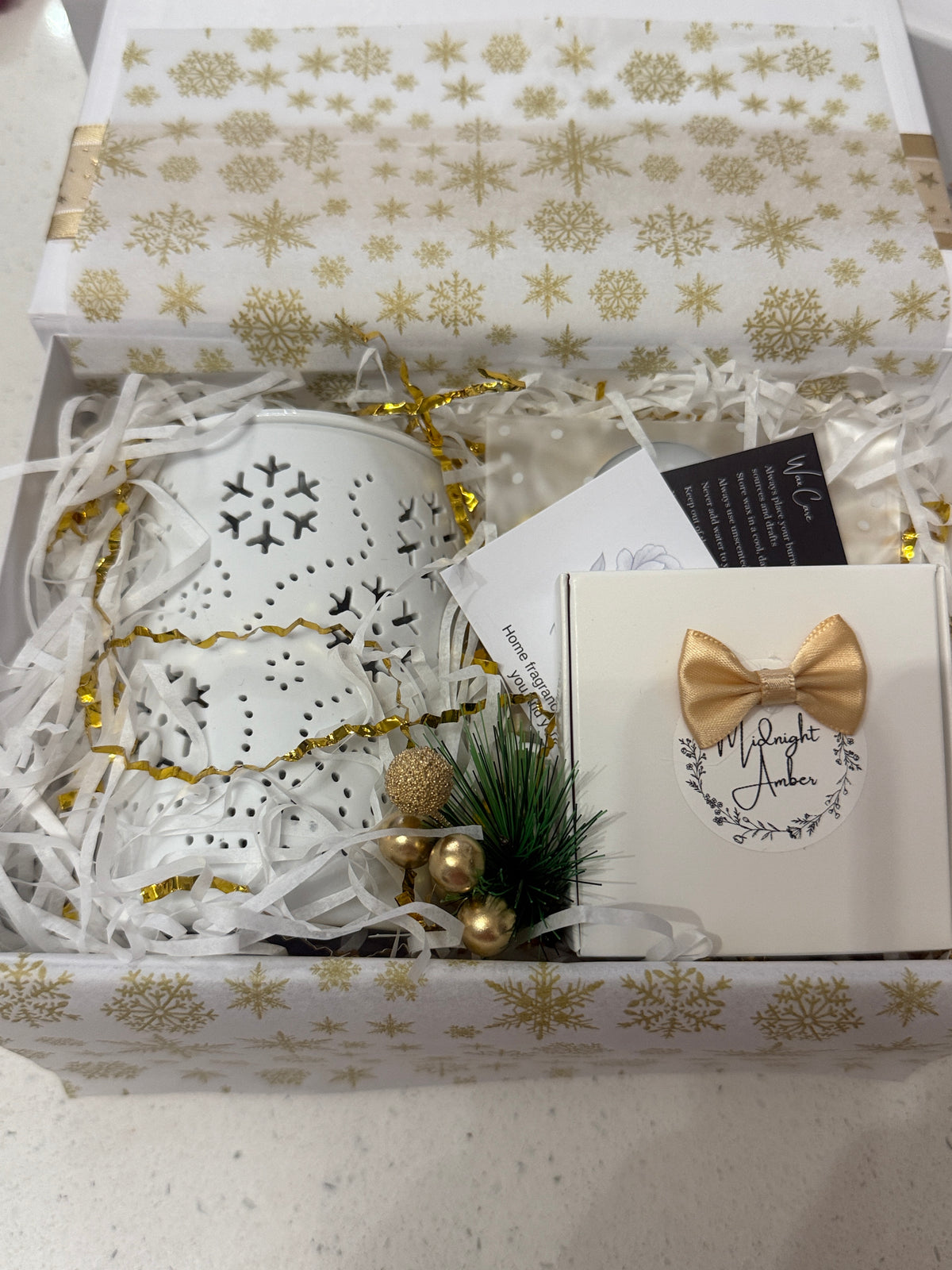 Small Gift Set With Choice Of Burner & Fragrance