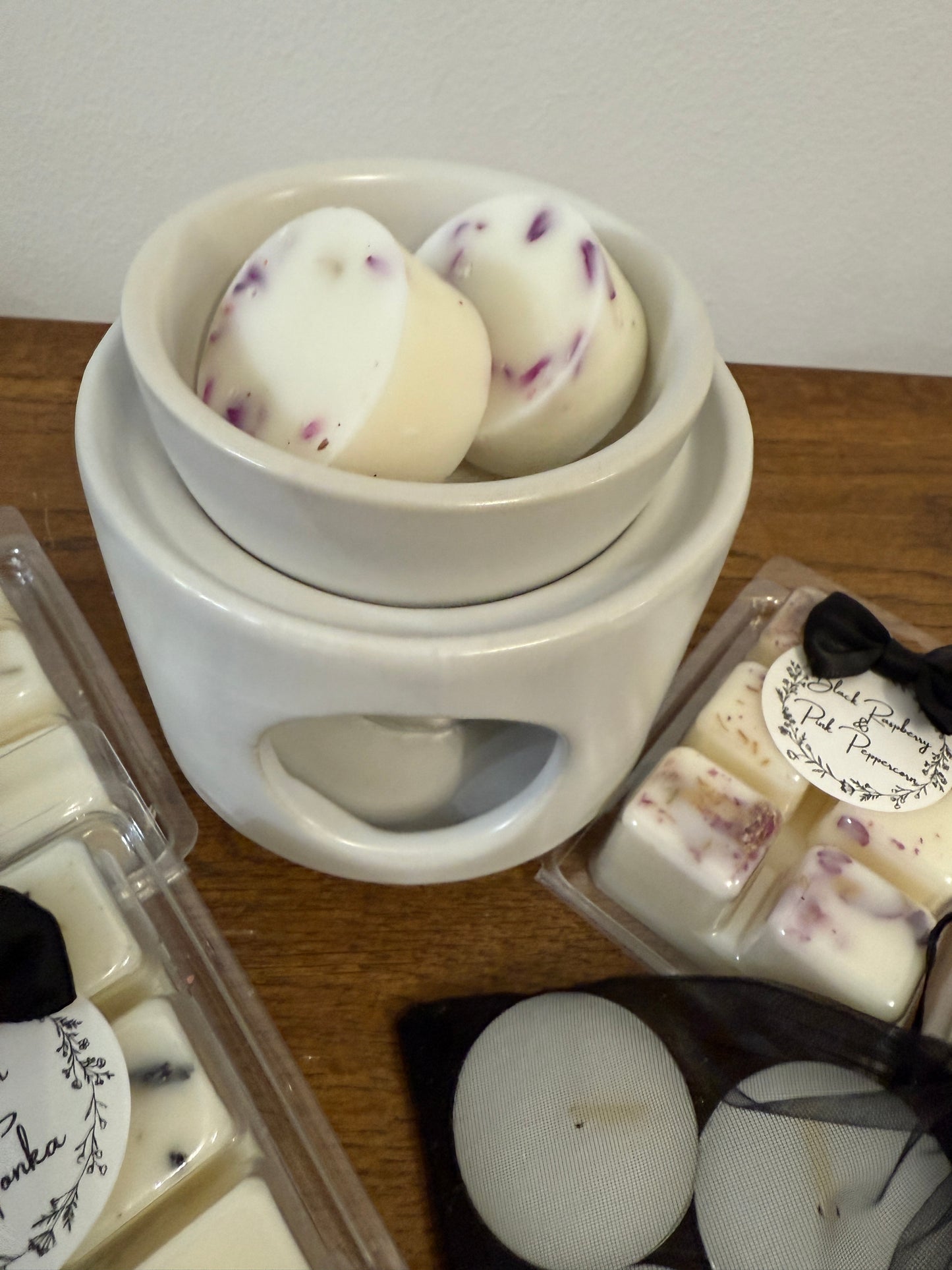 Contemporary White Wax Warmer With Your Choice Of Fragrance