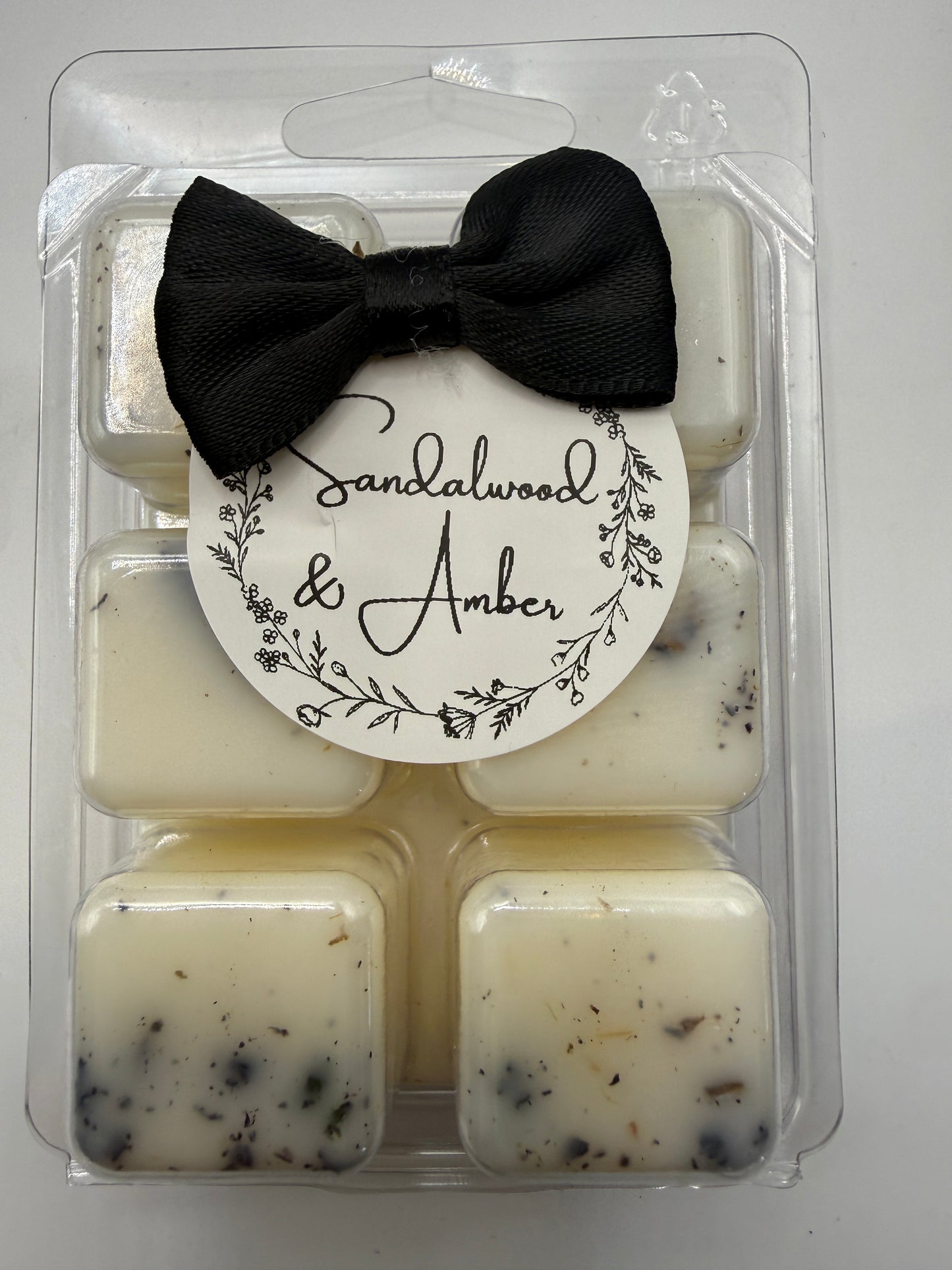 Sandalwood & Amber Highly Scented Wax Melts