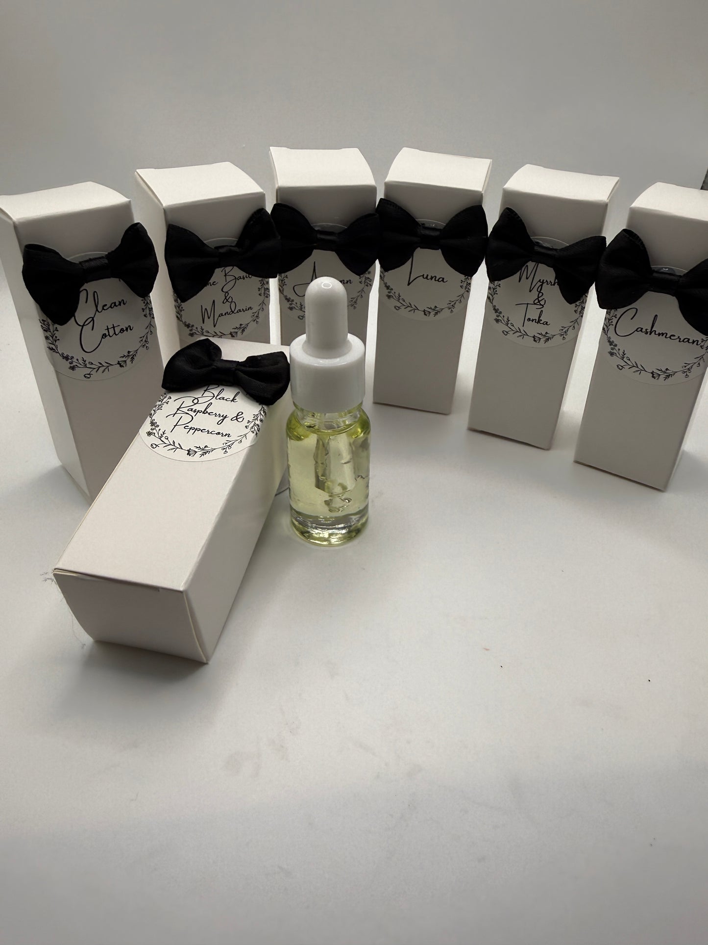 Aroma Oils For Use In Electric Diffusers / Waterless Diffusers / Oil Burners