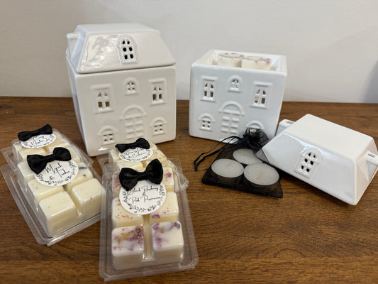 Large House Wax Warmer With Your Choice Of Fragrance
