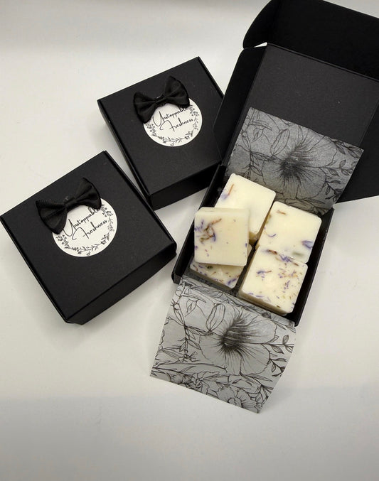 Small Gift Box Containing 8 Individual Melts