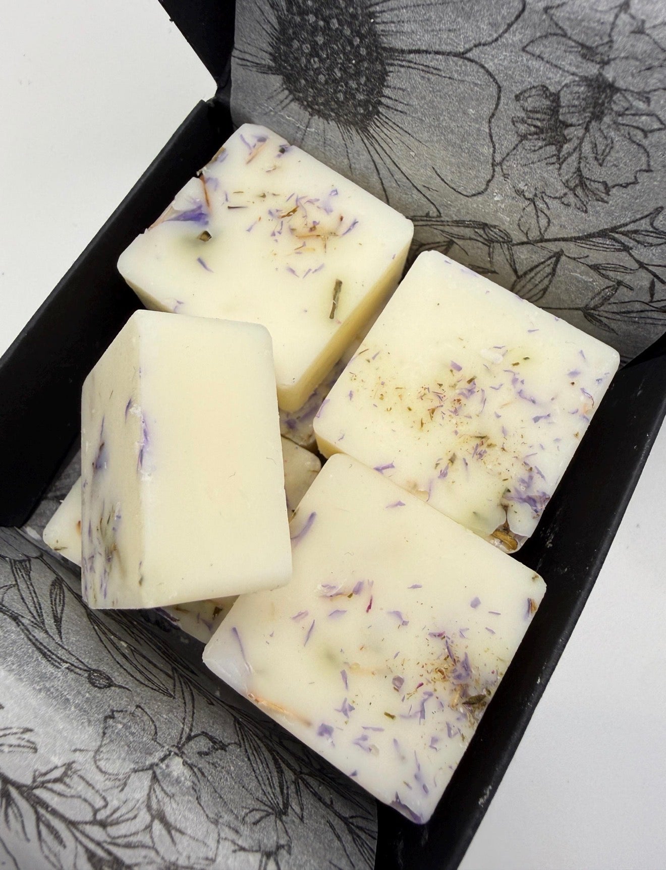 Small Gift Box Containing 8 Individual Melts