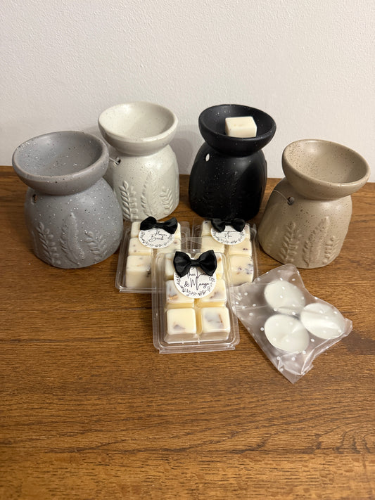 Charming Fern Embossed Wax Burner In Choice Of 4 Colours With Fragrance Of Your Choice