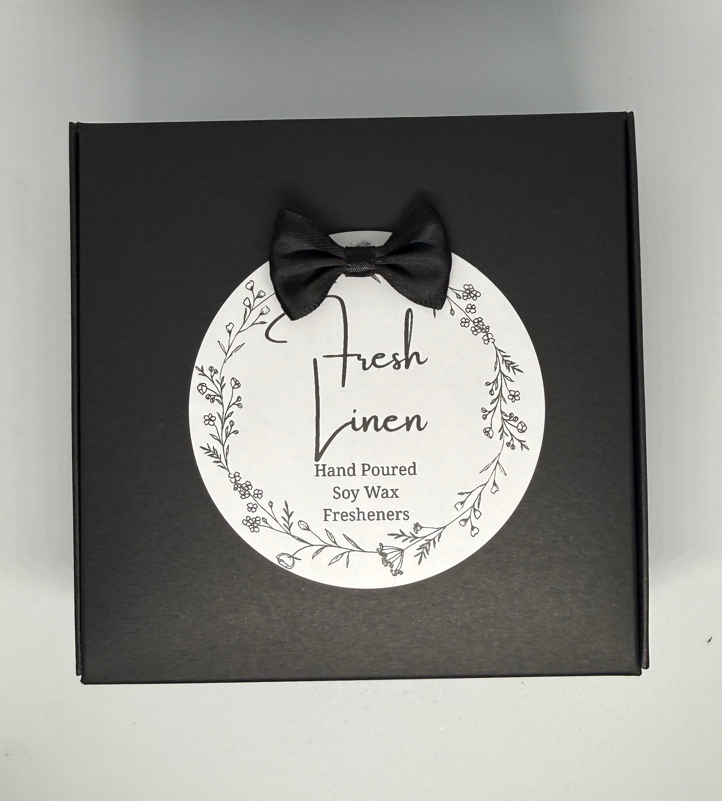 Set Of 2 Hanging Fresheners In Fresh Linen Fragrance