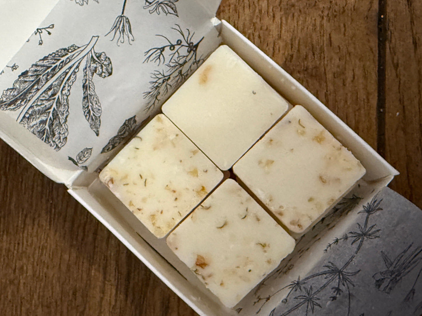 Small White Gift Box Of Highly Scented Wax Melts