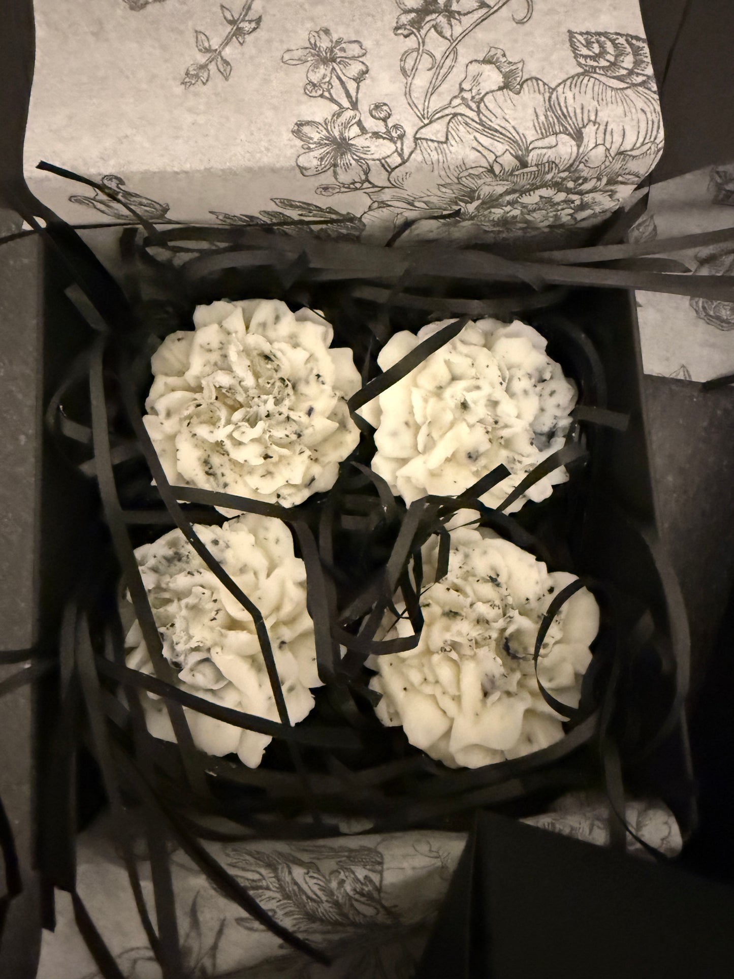 Flower Wax Tarts In Lovely Gift Box