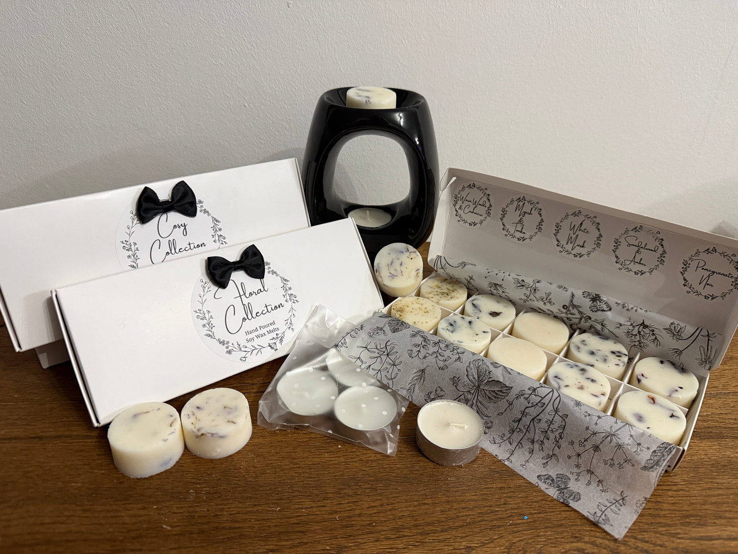 Paris Black Gloss Wax Burner